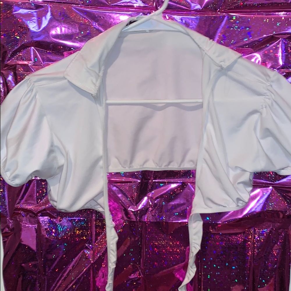 White crop top